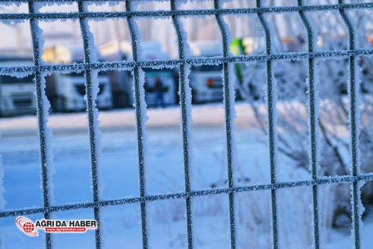 Ağrıda kış Manzaraları - Doğa Resimleri