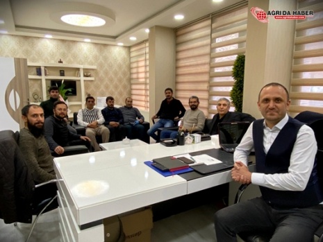 Ağrı'da gazeteciler sandık başına gittiler