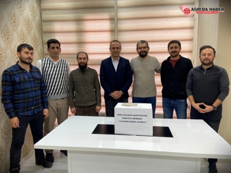 Ağrı'da gazeteciler sandık başına gittiler