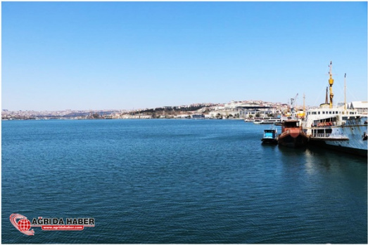 İstanul'da Sokağa Çıma Yasağı İkinci Gününde