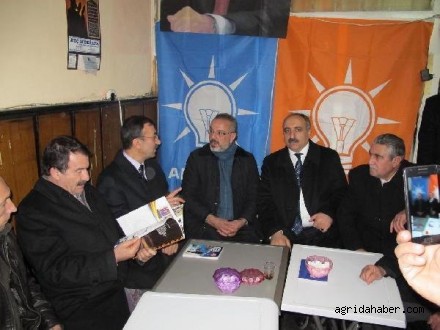 BDP'li Sakık'tan, Ak Parti Seçim Bürosuna Ziyaret