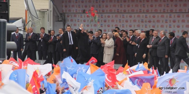 Başbakan Recep Tayyip Erdoğan Ağrıda