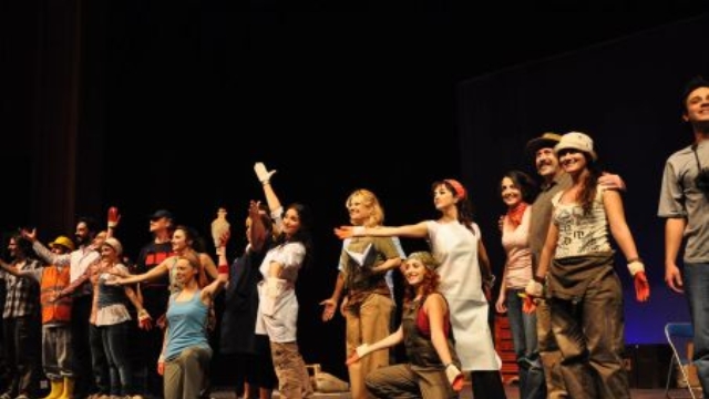 AK Parti Mitingine Çeşitli İllerden Vatandaş Taşındı