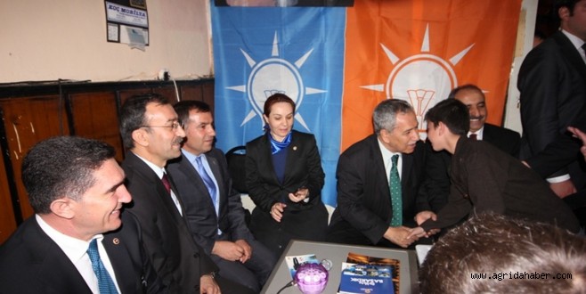 BÜLENT ARINÇ'TAN BAŞKAN ARSLAN'A DESTEK ZİYARETİ