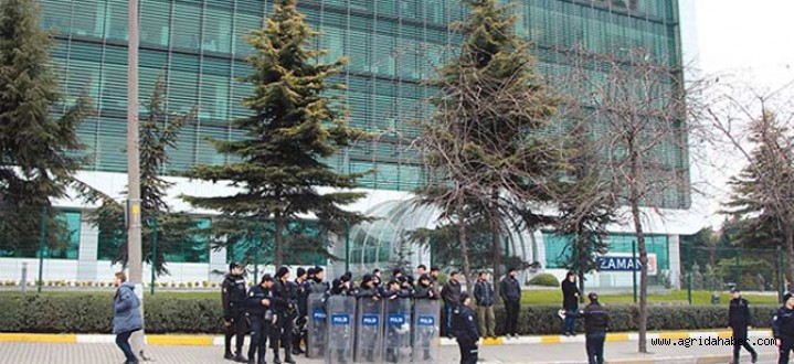 Zaman gazetesinde büyük panik Zaman gazetesinde büyük panik