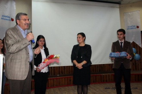 Ağrı'da 'Çocuklarla Anlaşmak Aslında Çok Kolay' Semineri