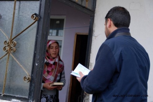 Peygamber Sevdalılarından Her Eve Bir Kur'an