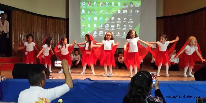 Miniklerin Anneler Günü jesti