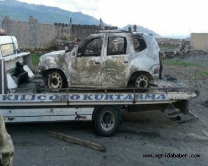 3 Araç Ateşe Verildi, 6 Kişi de Kaçırıldı