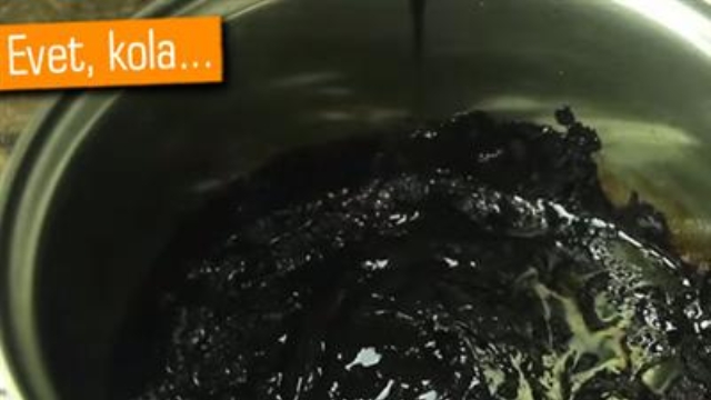 Kola İçiyor Musunuz? Peki Bu Videoyu Gördünüz Mü?