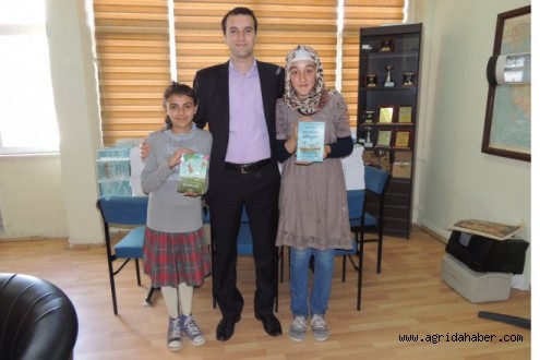 İş Bankası'ndan Eleşkirt Ybo'ya Kitap Desteği