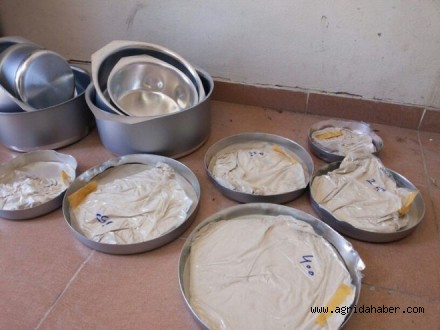 Ağrı Polisi Kaçakçılara Geçit Vermiyor