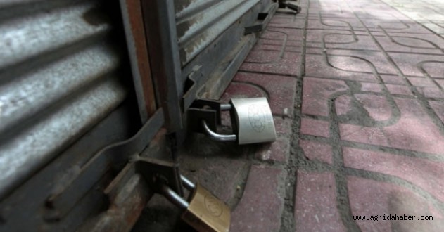 Esnaf, PKK-HDP'nin Kepenk Baskısından Usandı!