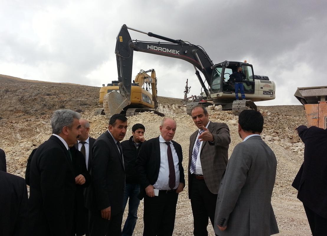 Büyükşehir, ilk taş ocağını Darende'de faaliyete geçirdi