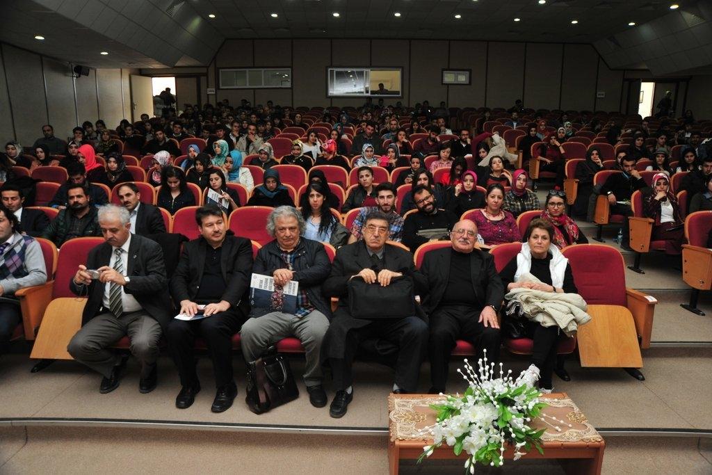 YYÜ'de 'Ortak Yaşama Kültürü ve Felsefesi' paneli yapıldı