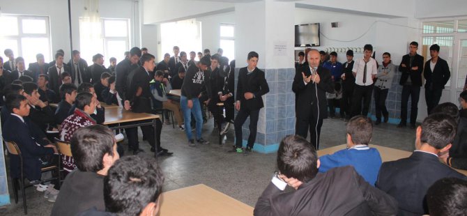 Bitlis Milli Eğitim Müdürü Korkmaz'ın okul ziyaretleri