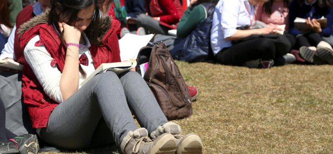 Van'da 'Kitap Okuma Eylemi'