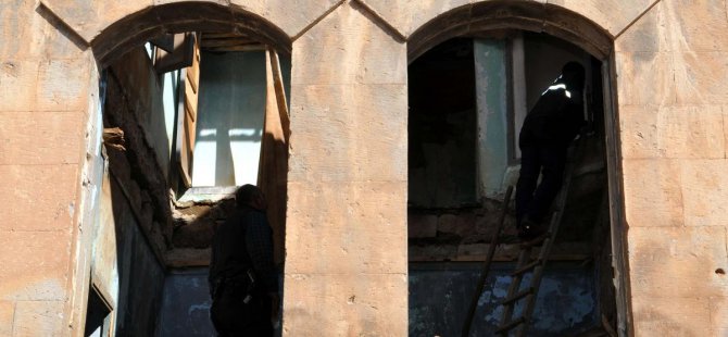 Bitlis'te iş yerinden hırsızlık