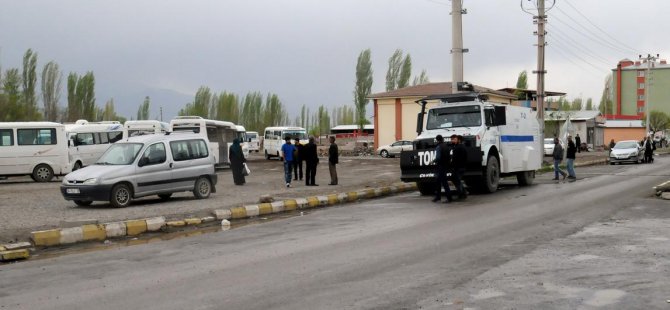 Minibüsçüler arasında yolcu kavgası: 1 ölü 7 yaralı