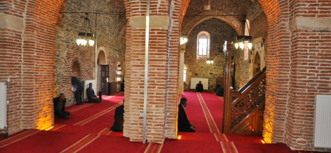 Muş'taki tarihi Ulu Cami ibadete açıldı