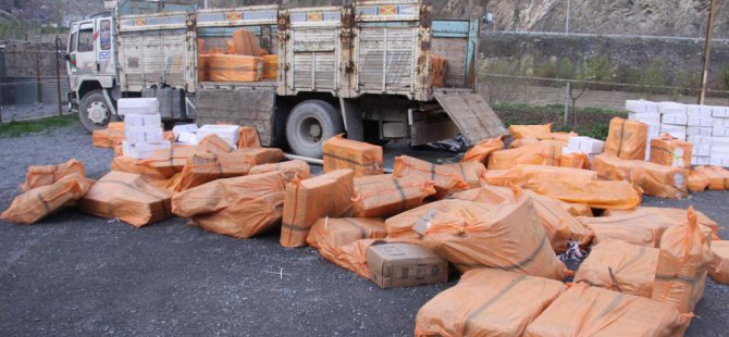 Hakkari'de kaçak çay ve sigara operasyonları