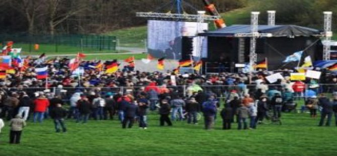 PEGIDA'nın Gösterisi Fiyaskoyla Sonuçlandı