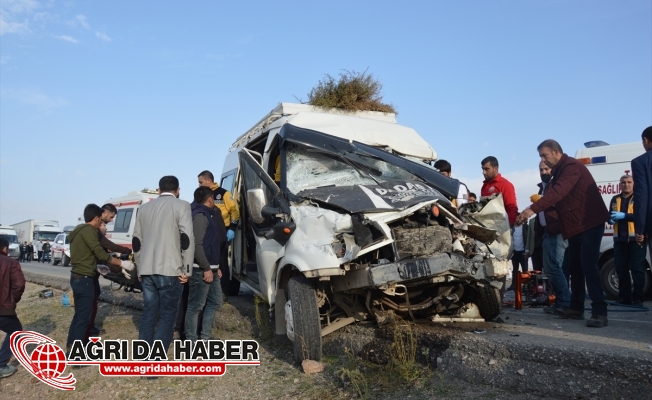 Ağrı'da Trafik Kazası Ölü ve Yaralılar Var!