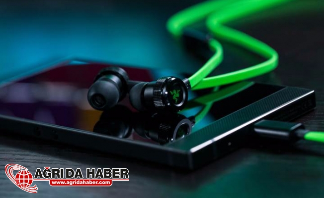 Razer Telefon İçin Kulaklık Belli Oldu