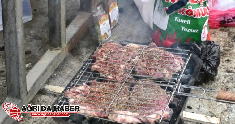 Ağrı'da Öğretmenler Yılın Son Pikniğini Yaptı