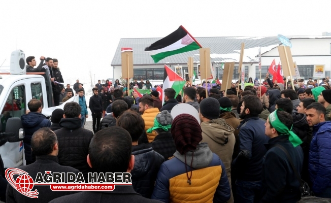A.İ.Ç.Ü. Öğrencilerinden Kudüs Protestosu
