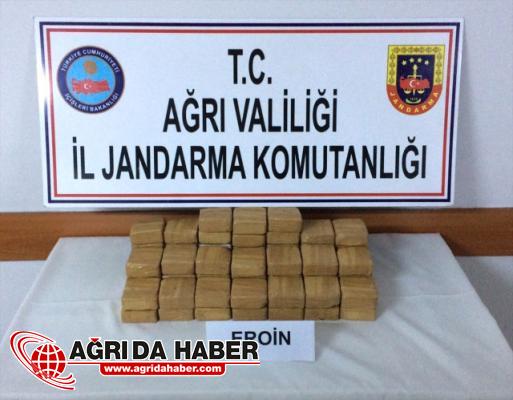 Doğubayazıt Uzunyazı Köyünde Uyuşturucu Operasyonu! Doğubayazıt Uzunyazı Köyünde Uyuşturucu Operasyonu!