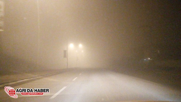 Doğubayazıt'ta Sis Yaşamı Olumsuz Etkiledi