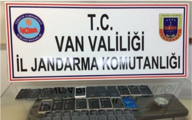 Jandarmadan kaçak cep telefonu operasyonu