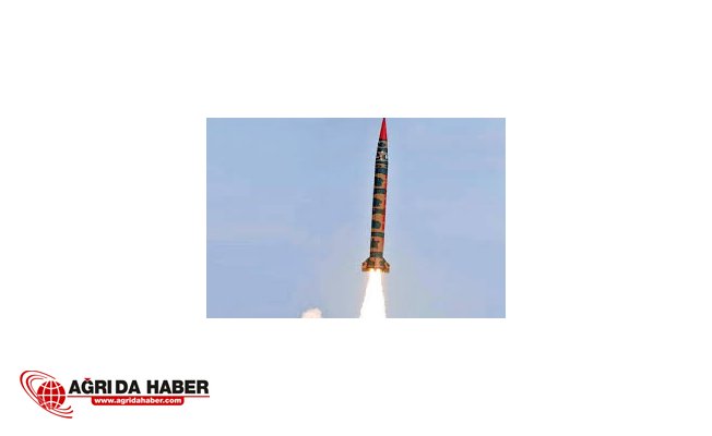 Japonya'daki Yanlış Füze Alarmı Herkesi Panik İçinde Bıraktı