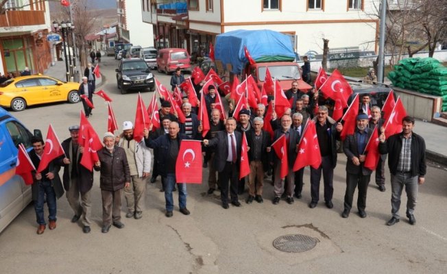 1453 ruhuyla Mehmetçiğe 1453 kilo fasulye gönderdiler