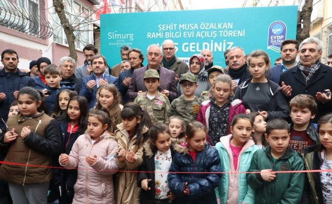 Başkan Aydın: "Şehidimizin hassasiyetine sahip gençler yetiştireceğiz"