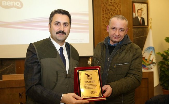 Başkan Eroğlu, avcı yeleği giydi