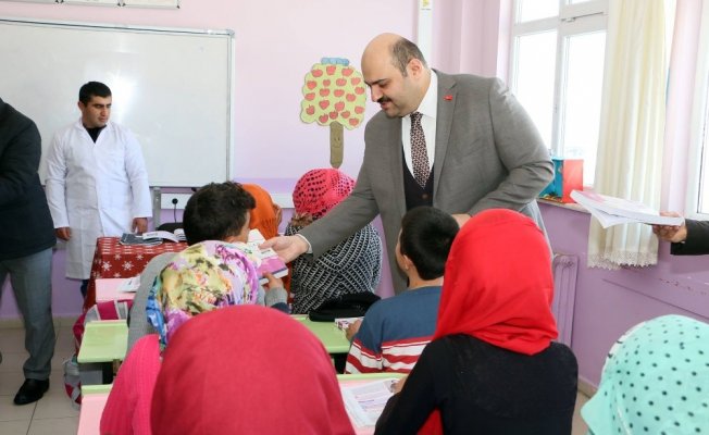 Başkan Orhan’dan eğitime tam destek