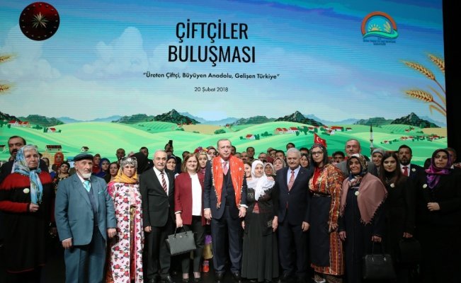 Bitlisli çiftçiler Cumhurbaşkanı Erdoğan ile buluştu Bitlisli çiftçiler Cumhurbaşkanı Erdoğan ile buluştu
