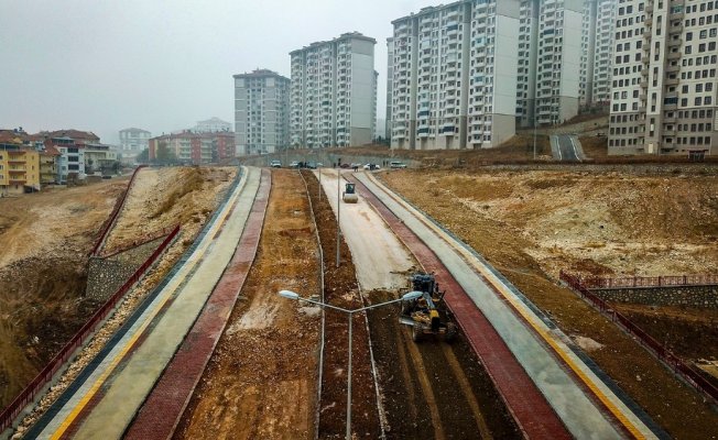 Büyükşehir 2017’de 813 kilometre yol çalışması yaptı