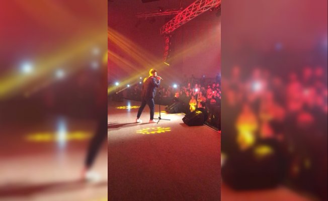 Emre Kaya hayranları Forum Erzurum’da buluştu Emre Kaya hayranları Forum Erzurum’da buluştu