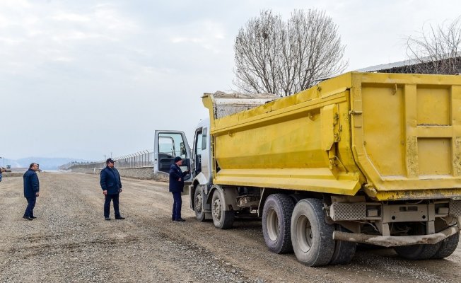 Hafriyat kamyonları uydudan takip ediliyor
