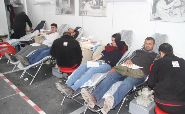 Malazgirt’te kan bağışı kampanyası Malazgirt’te kan bağışı kampanyası