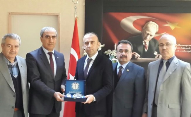 Malatya Sağlık-Sen’den Başhekim Mehmet Keleş’e ’hayırlı olsun’ ziyareti