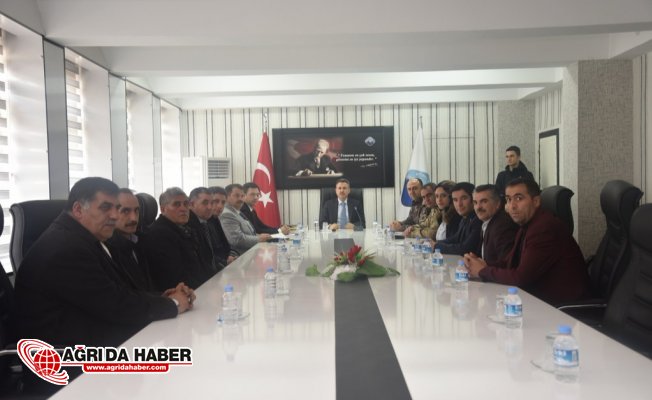 Vali Elban Başkanlığında Güvenli Eğitim Toplantısı Gerçekleştirildi Vali Elban Başkanlığında Güvenli Eğitim Toplantısı Gerçekleştirildi