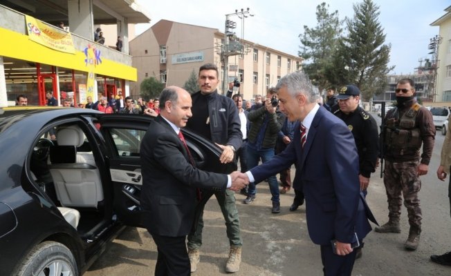 Vali Aktaş Cizre’de incelemelerde bulundu