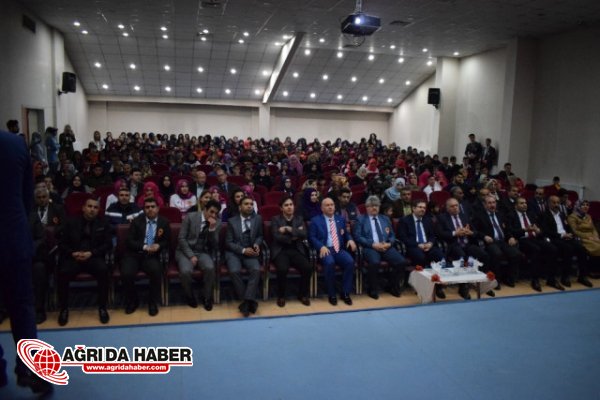 Ağrı'da 9. Arapça Bilgi ve Etkinlik Yarışmaları Düzenlendi