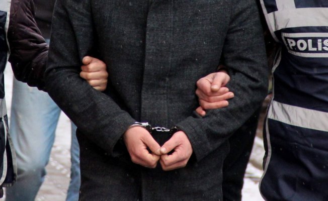 FETÖ’cü esnaf ve iş adamlarına operasyon: 18 gözaltı FETÖ’cü esnaf ve iş adamlarına operasyon: 18 gözaltı