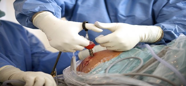 Doğubayazıt'ta İlkdefa Kapalı Rahim Ameliyatı Yapıldı