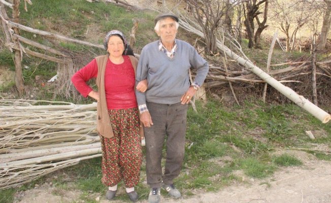 Koskoca Köyde Yalnız 2 Kişi Yaşıyor